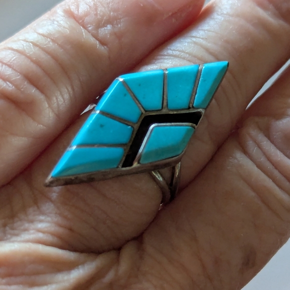 Vintage Zuni Turquoise Inlay Louis Montoya Ring Size 6 1/4 - Picture 4 of 7